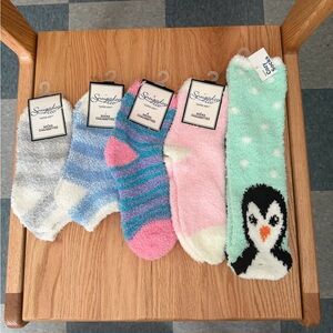 5 pairs of Cozy Fuzzy Socks